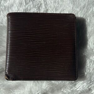 Louis Vuitton Dark Brown Textured Wallet damaged